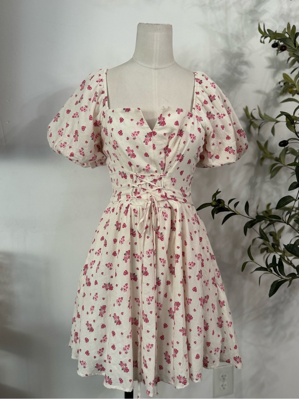 Altar’d State Floral Corset Mini Dress Size Small Cottagecore Puff Sleeve - Picture 2 of 8